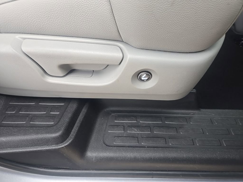 Used 2022 Honda Pilot EX-L image 36