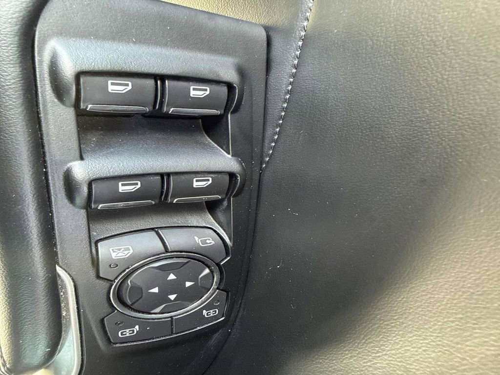 Used 2019 Lincoln MKC Reserve w/ MKC Technology Package FWD image 19