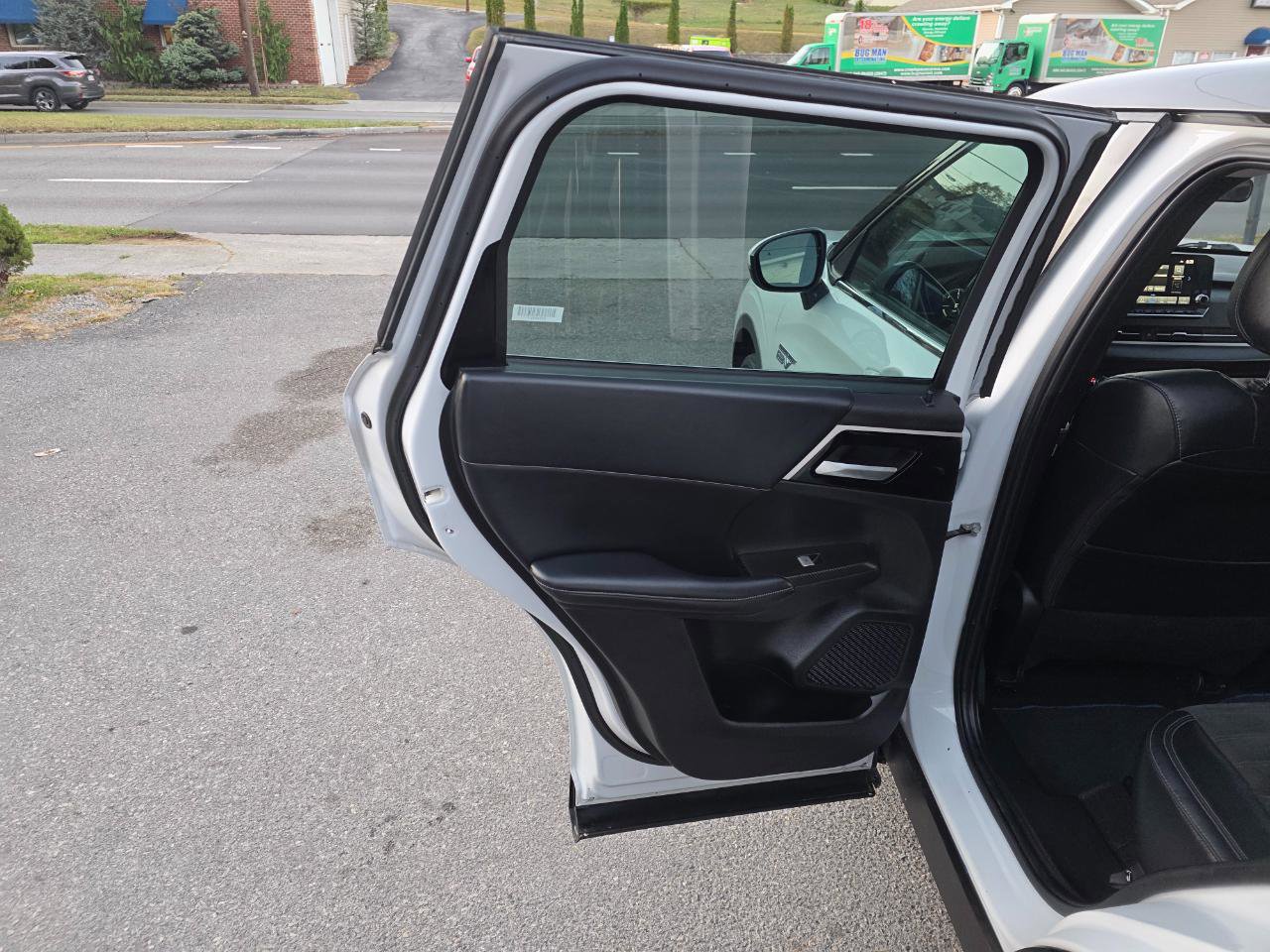 Used 2023 Mitsubishi Outlander Ralliart image 12