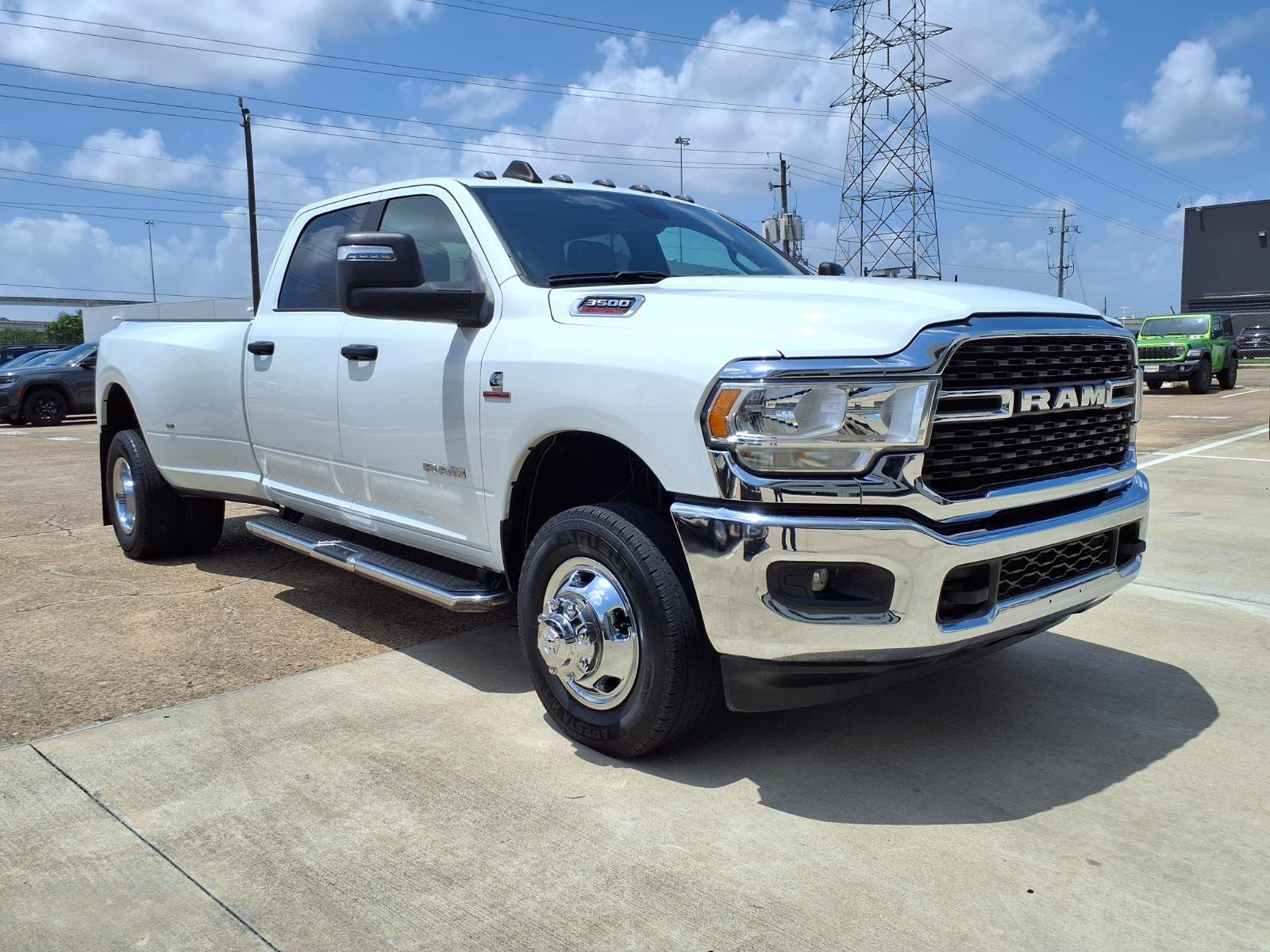 Used 2024 RAM 3500 Big Horn AWD/4WD image 2