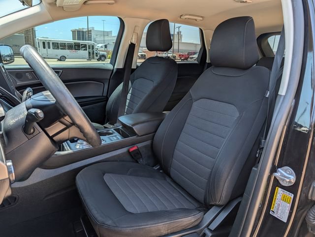 Used 2022 Ford Edge SE w/ Black Appearance Package AWD/4WD image 21