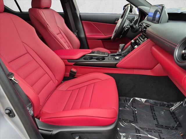 Used 2023 Lexus IS 500 RWD image 22