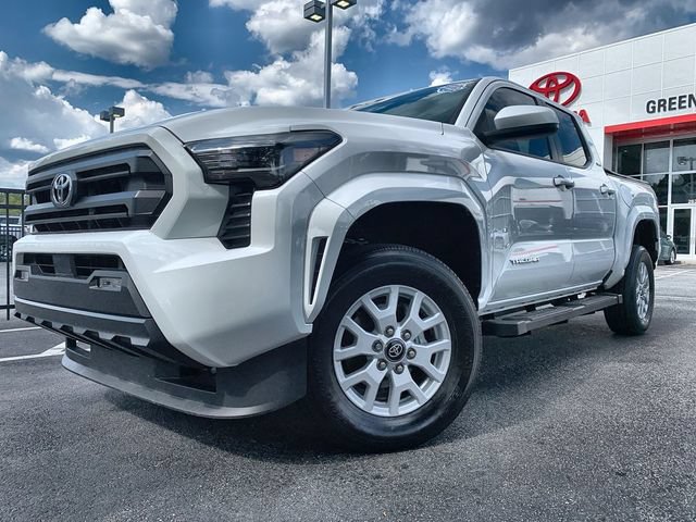 Used 2026 Toyota Tacoma SR5 RWD image 4