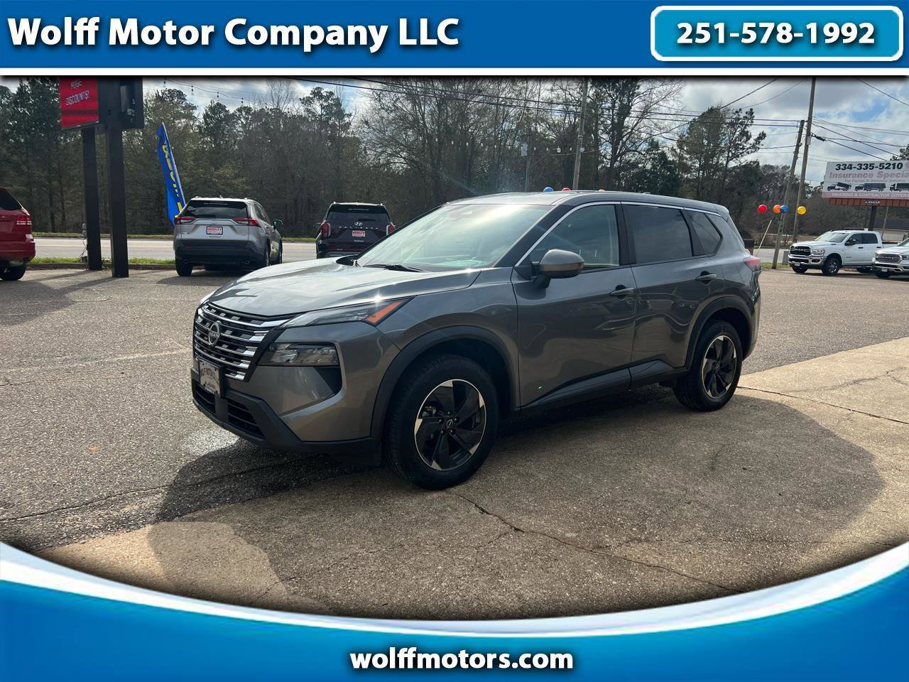 Used 2024 Nissan Rogue SV