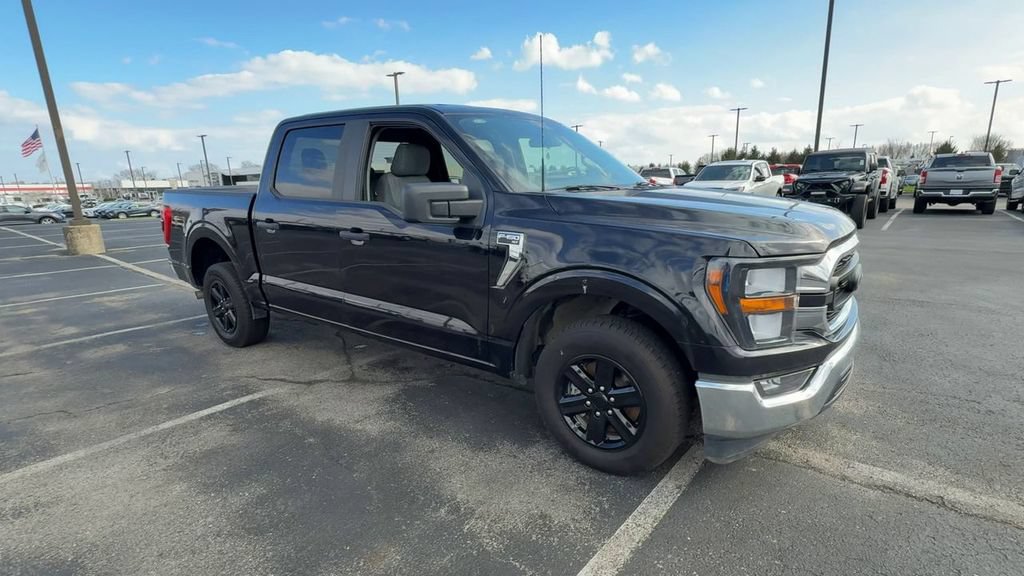 Used 2023 Ford F150 XLT RWD image 2