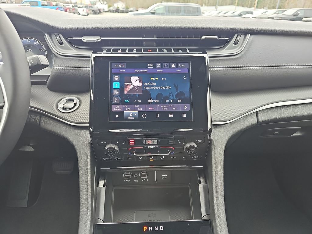 New 2025 Jeep Grand Cherokee Altitude AWD/4WD image 21