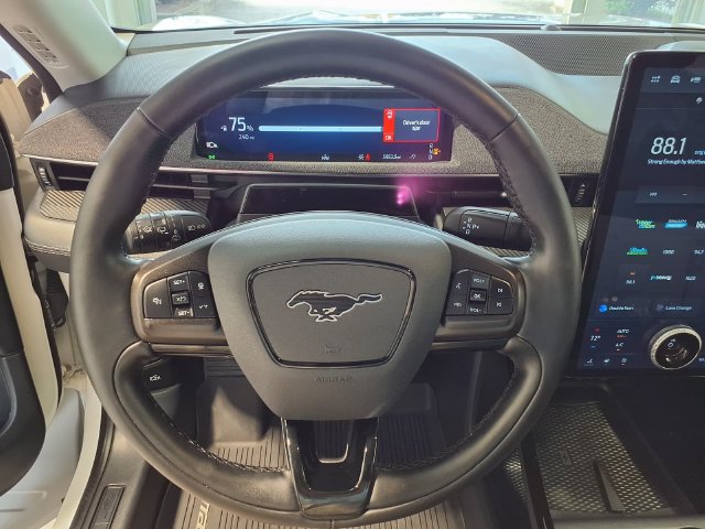 Used 2025 Ford Mustang Mach-E Premium RWD image 9