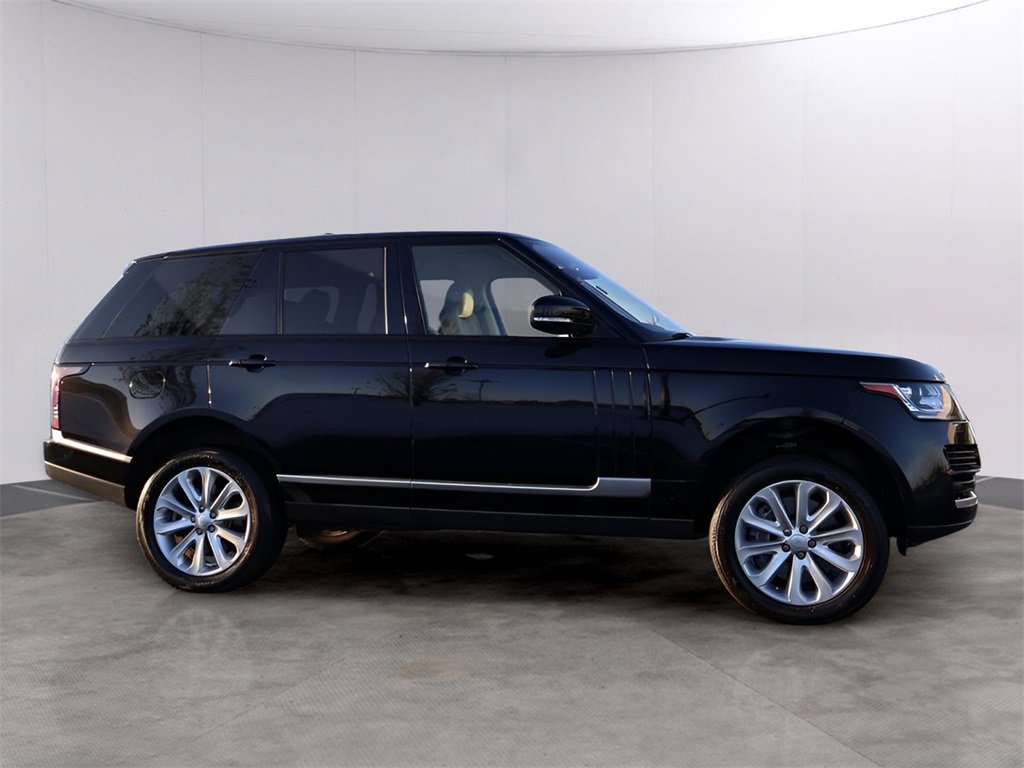 Used 2016 Land Rover Range Rover HSE image 4
