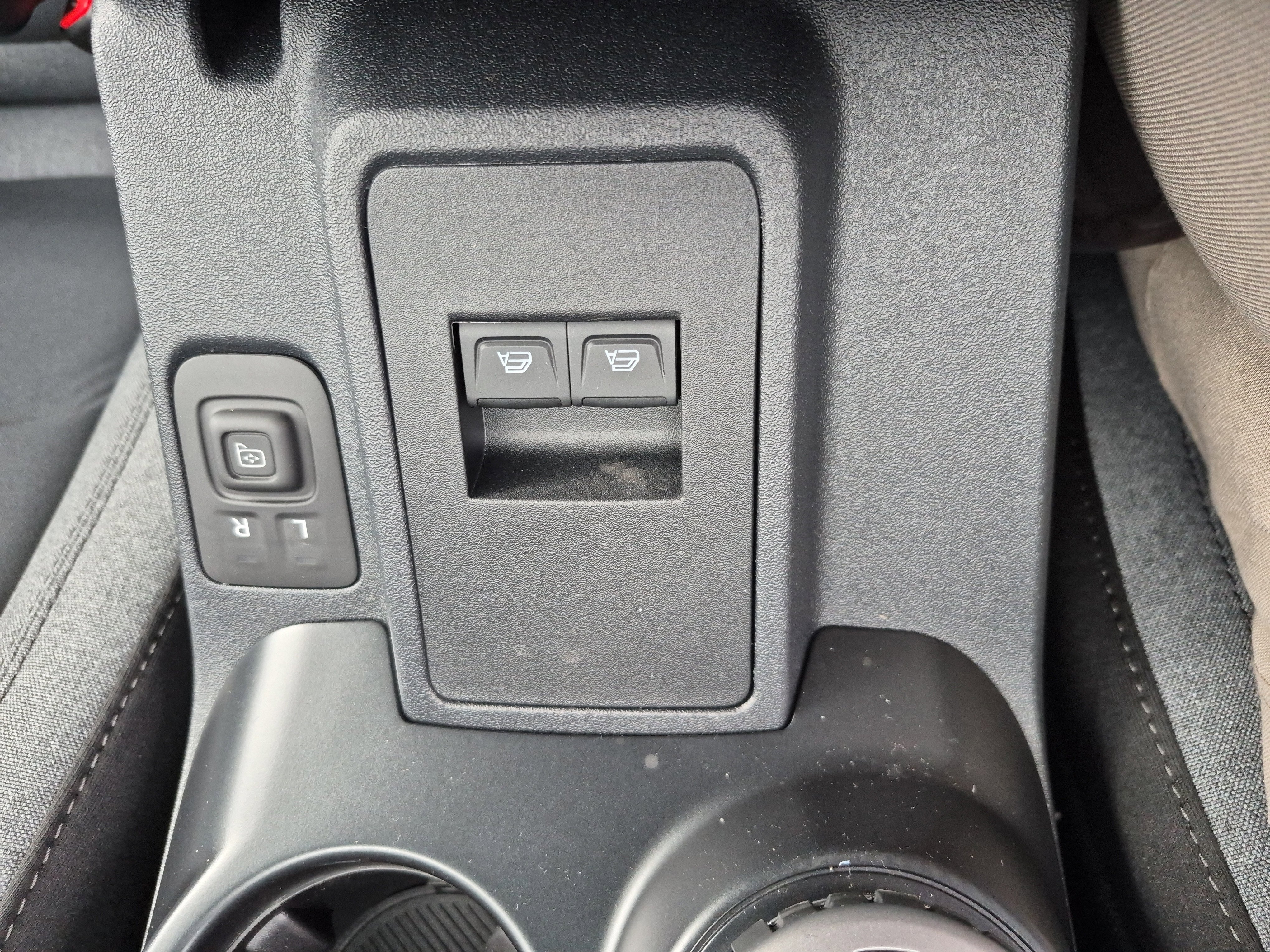 New 2025 Ford Bronco 2-Door w/ Sasquatch Package image 26