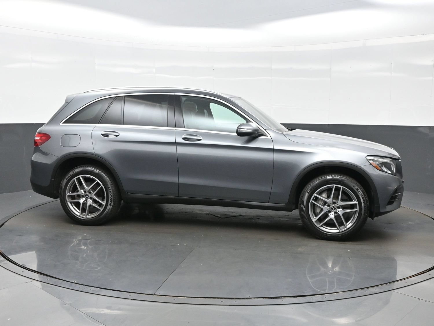 Used 2019 Mercedes-Benz GLC 300 4MATIC image 7