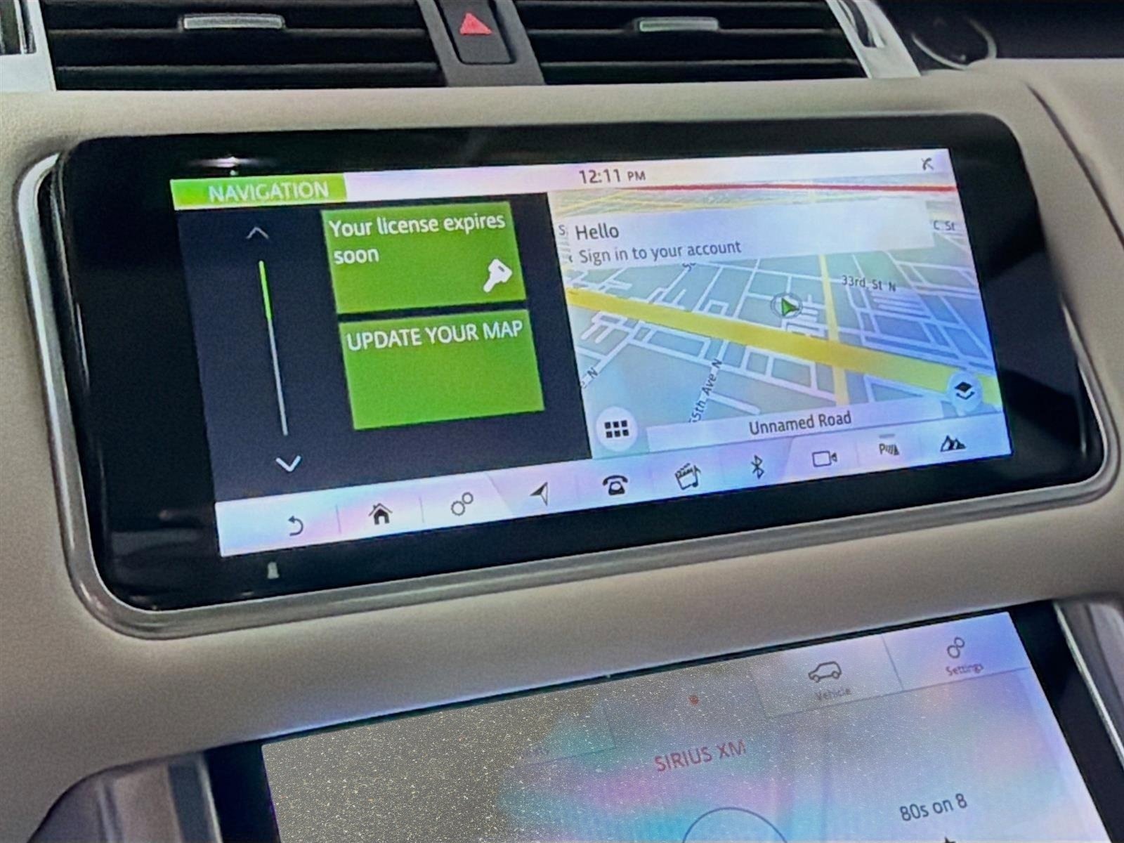 Used 2022 Land Rover Range Rover Sport HSE Silver Edition image 17