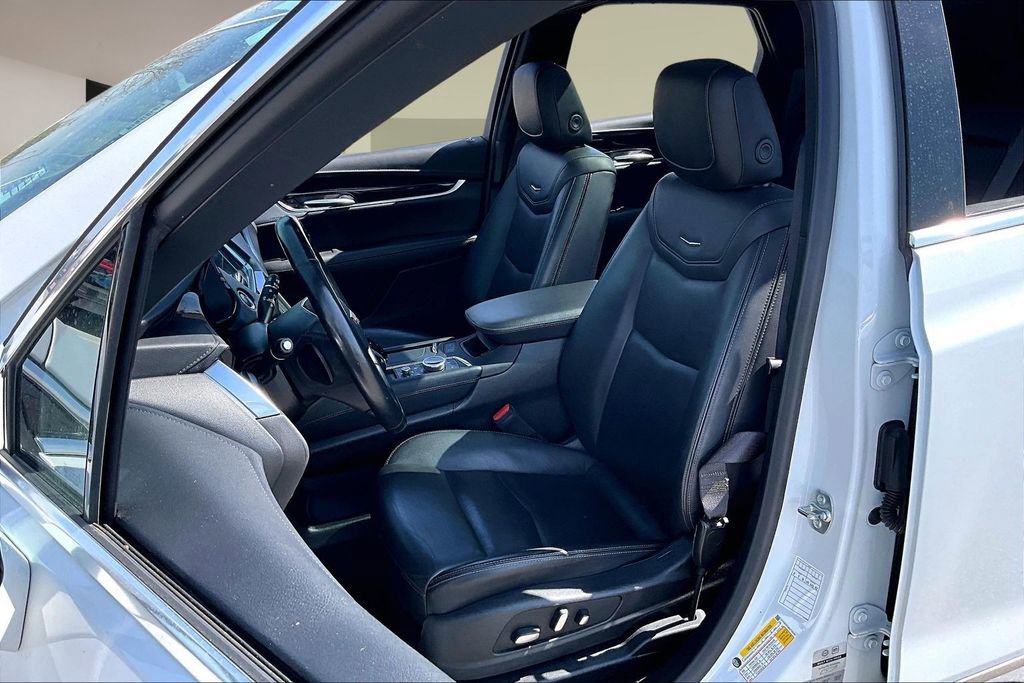 Used 2024 Cadillac XT5 Premium Luxury image 27