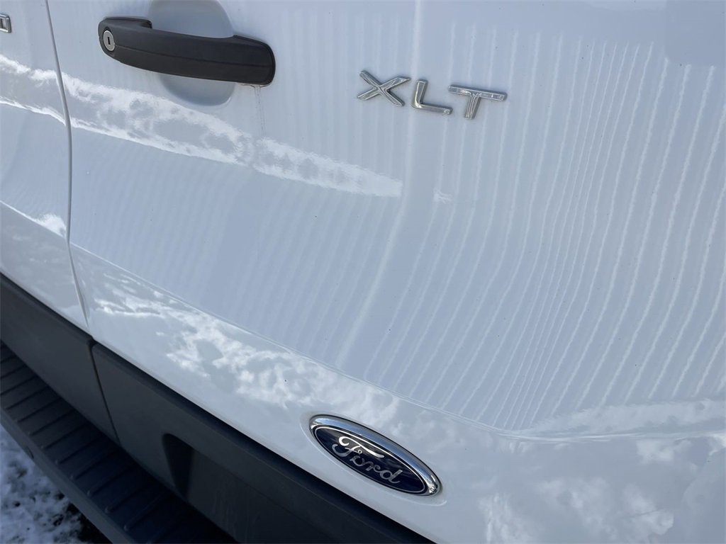 Used 2023 Ford Transit 350 XLT image 9