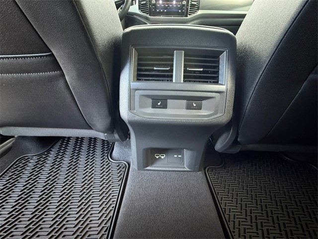 Used 2020 Volkswagen Atlas Cross Sport SEL Premium R-Line image 25