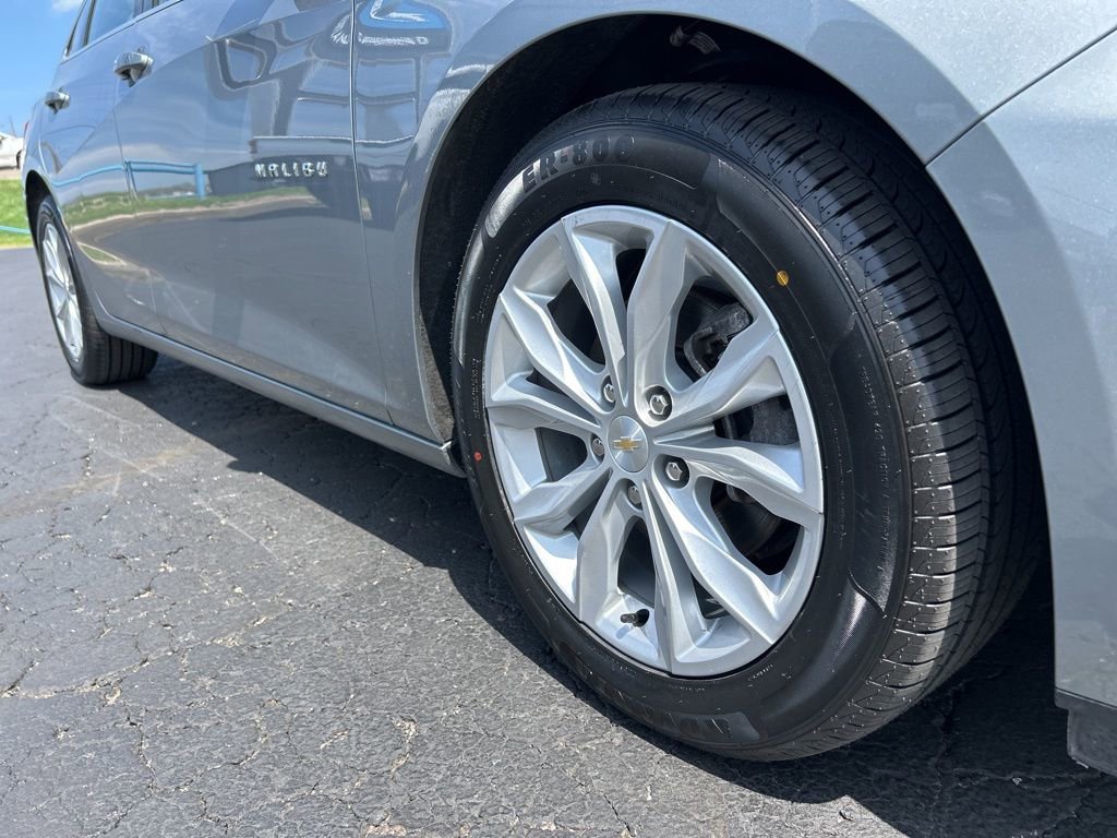 Used 2024 Chevrolet Malibu LT FWD image 11