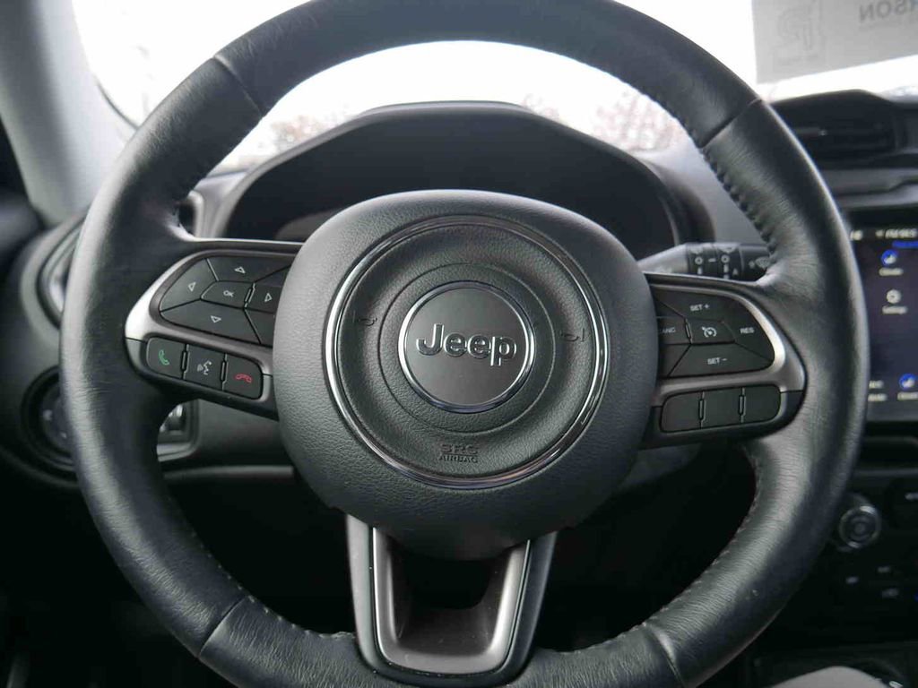 Used 2022 Jeep Renegade Latitude w/ Convenience Group image 34