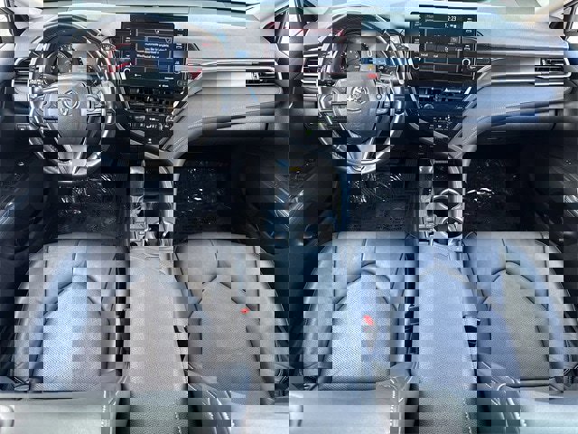 Used 2023 Toyota Camry XSE image 10