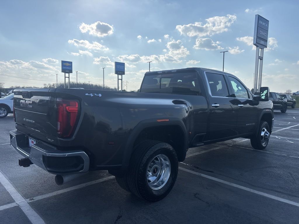 Used 2021 GMC Sierra 3500 SLT w/ SLT Premium Package image 5