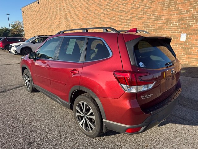 Used 2023 Subaru Forester Limited w/ Popular Package #2 AWD/4WD image 4