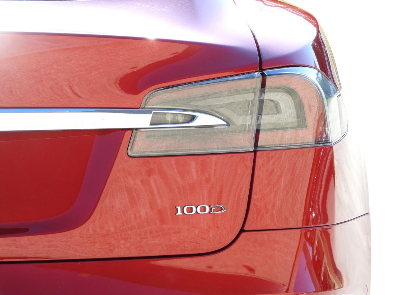 Used 2018 Tesla Model S 100D AWD/4WD image 28