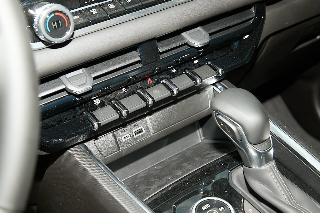 New 2026 GMC Canyon Elevation w/ Convenience Package AWD/4WD image 29