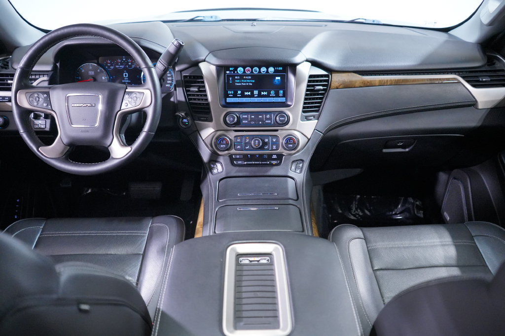 Used 2017 GMC Yukon Denali w/ Open Road Package RWD image 17