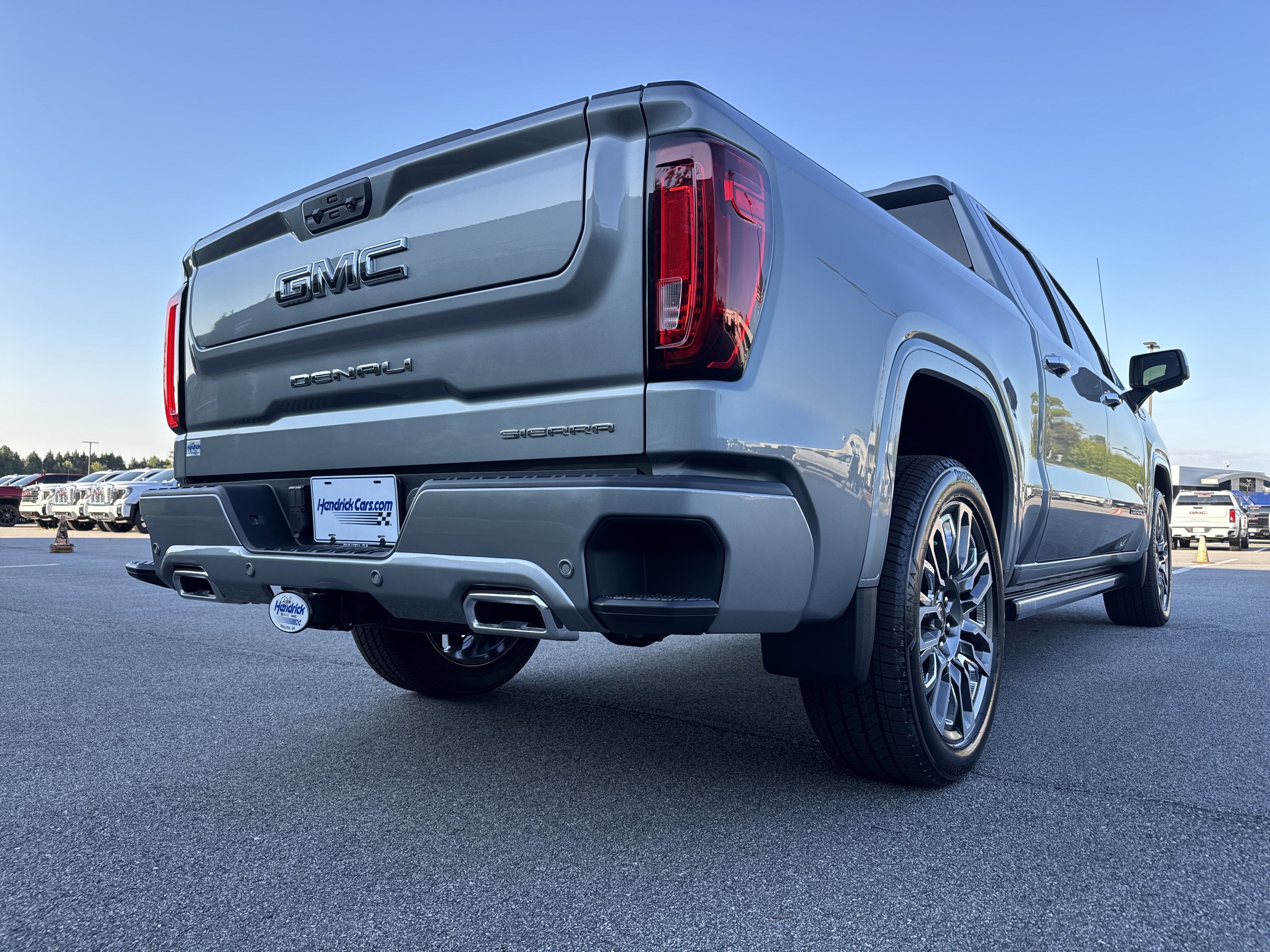 New 2026 GMC Sierra 1500 Denali Ultimate AWD/4WD image 10