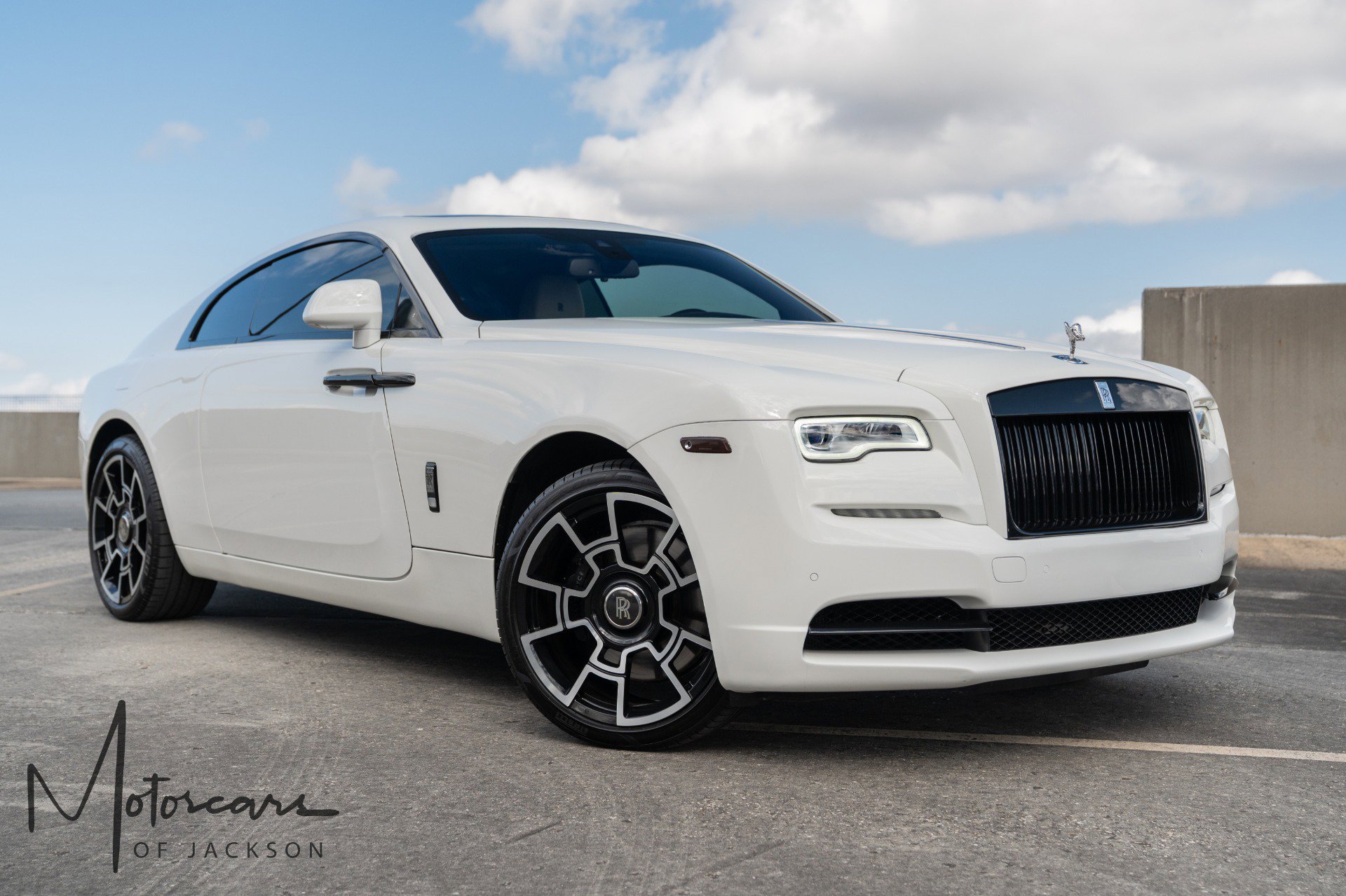 Used 2017 Rolls-Royce Wraith RWD image 2