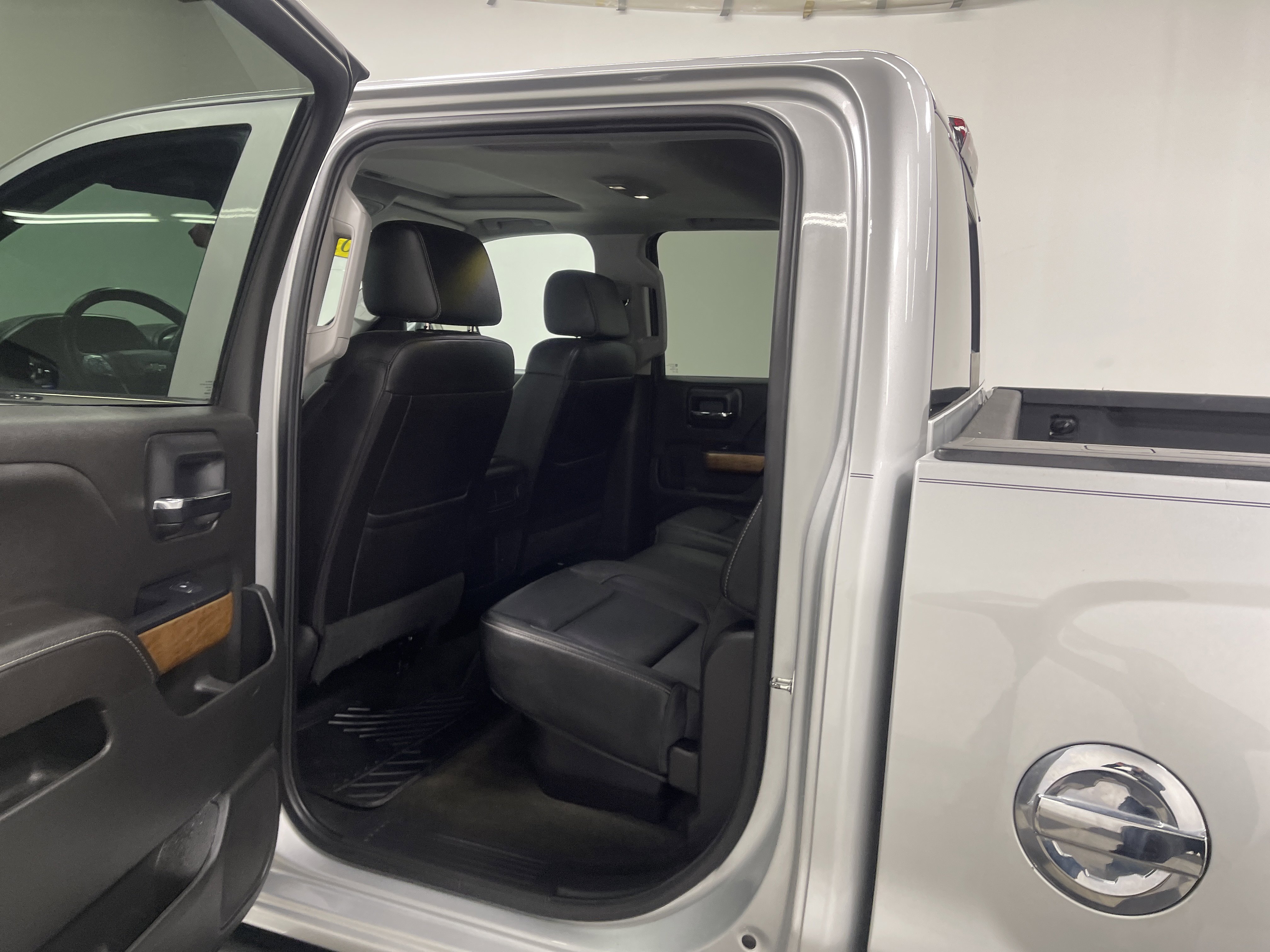 Used 2017 Chevrolet Silverado 1500 LTZ w/ Sport Package image 13