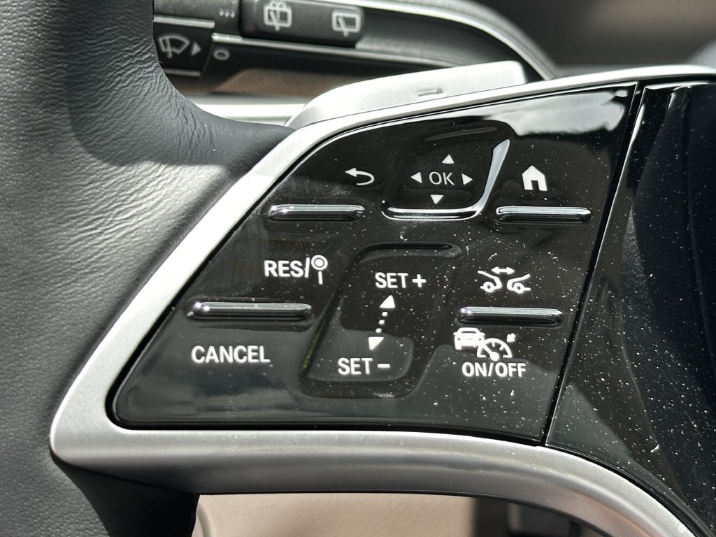 New 2026 Mercedes-Benz GLS 450 4MATIC image 27
