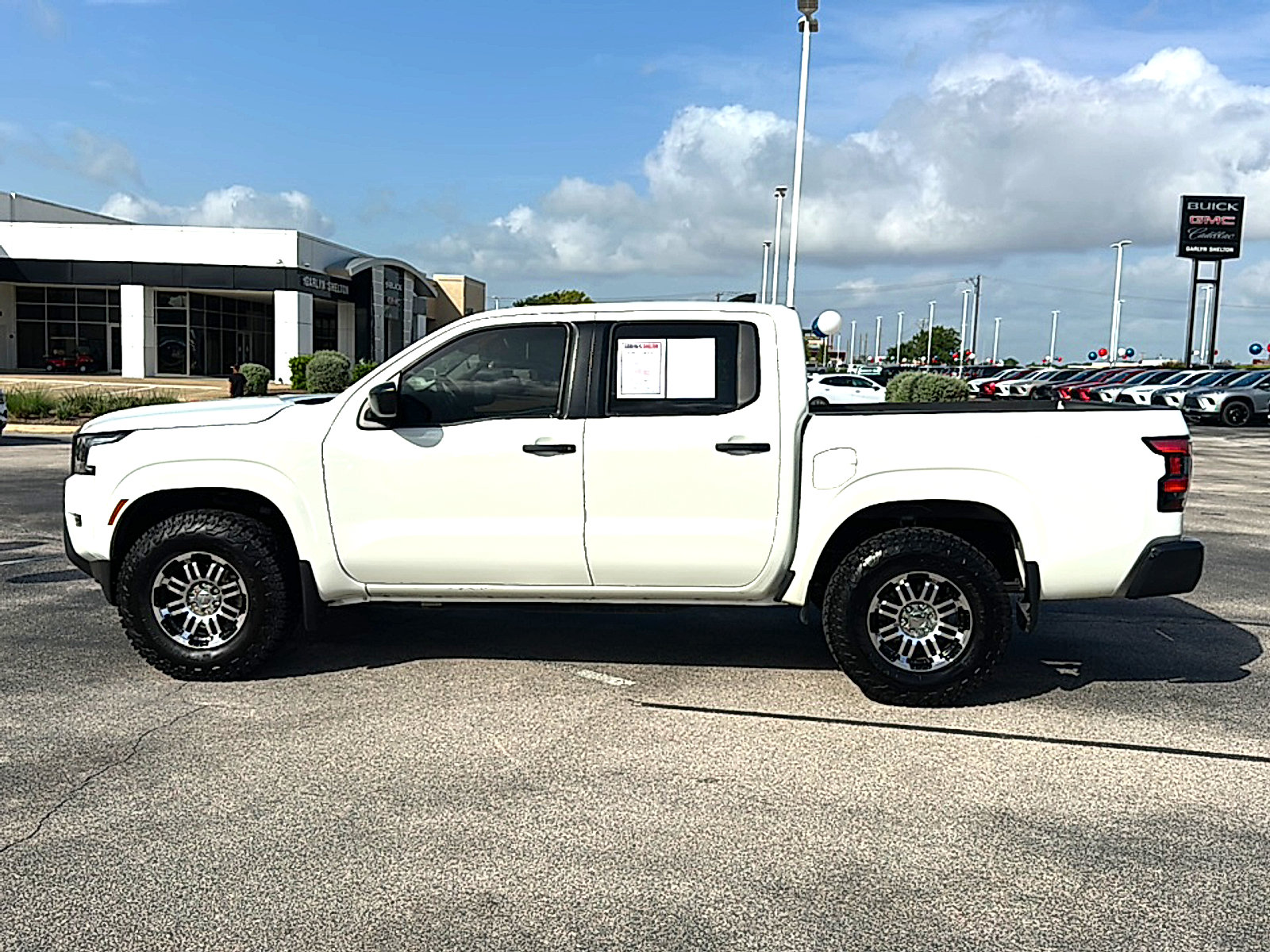Used 2024 Nissan Frontier S w/ Technology Package AWD/4WD image 5