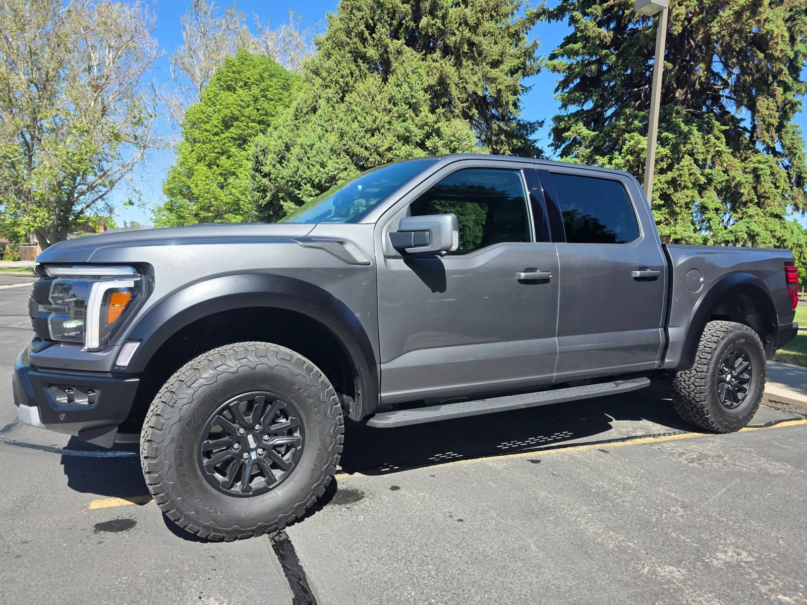 Used 2025 Ford F150 Raptor AWD/4WD image 12