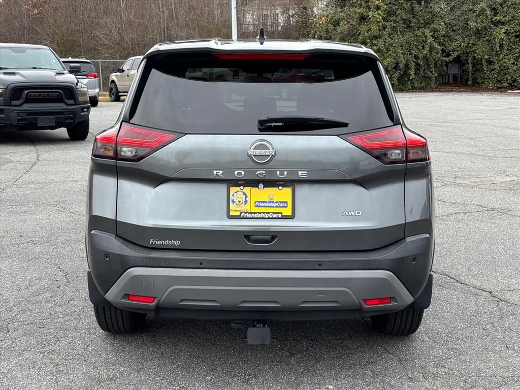 Used 2023 Nissan Rogue S image 25