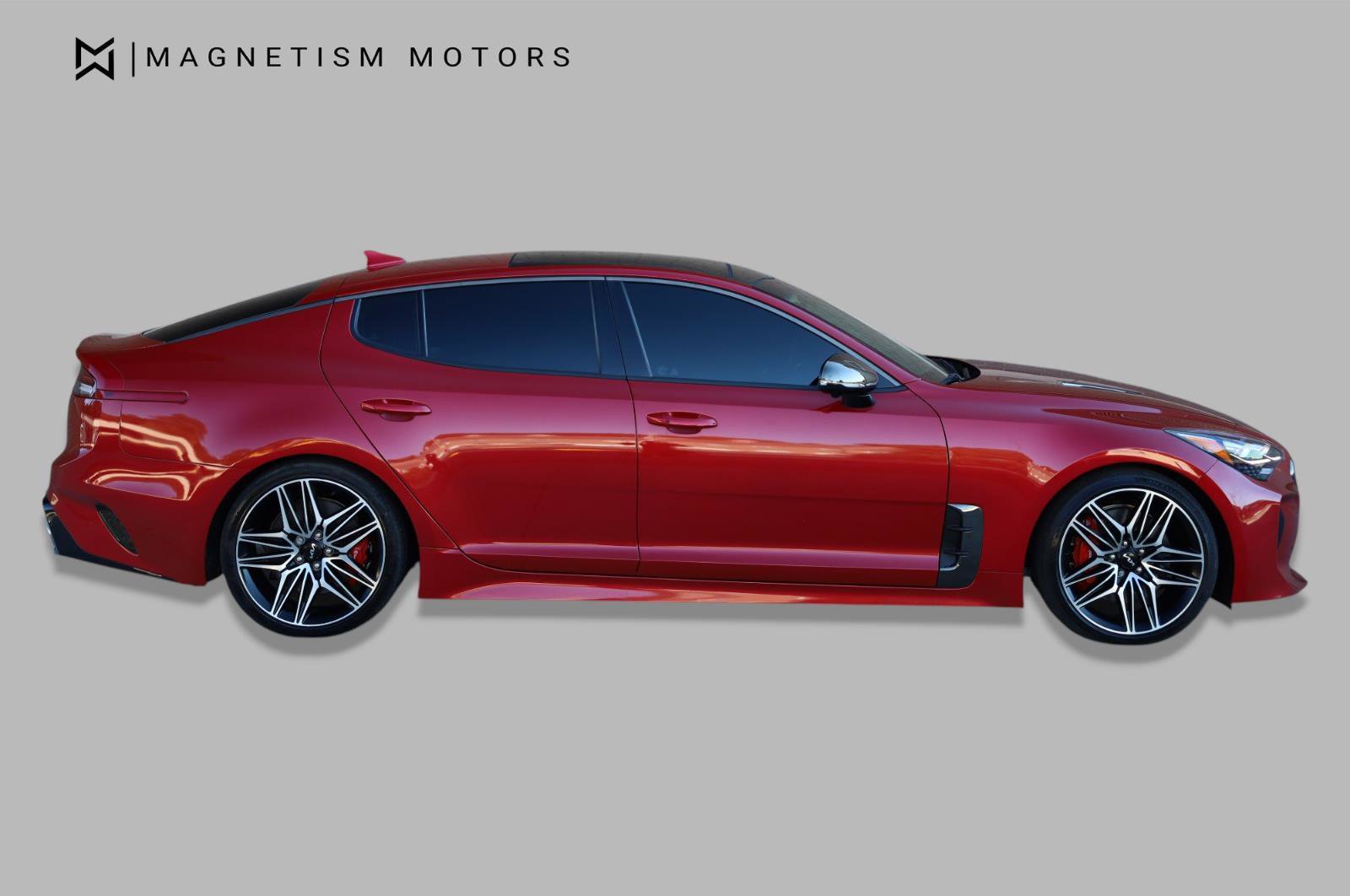 Used 2023 Kia Stinger GT2 RWD image 2