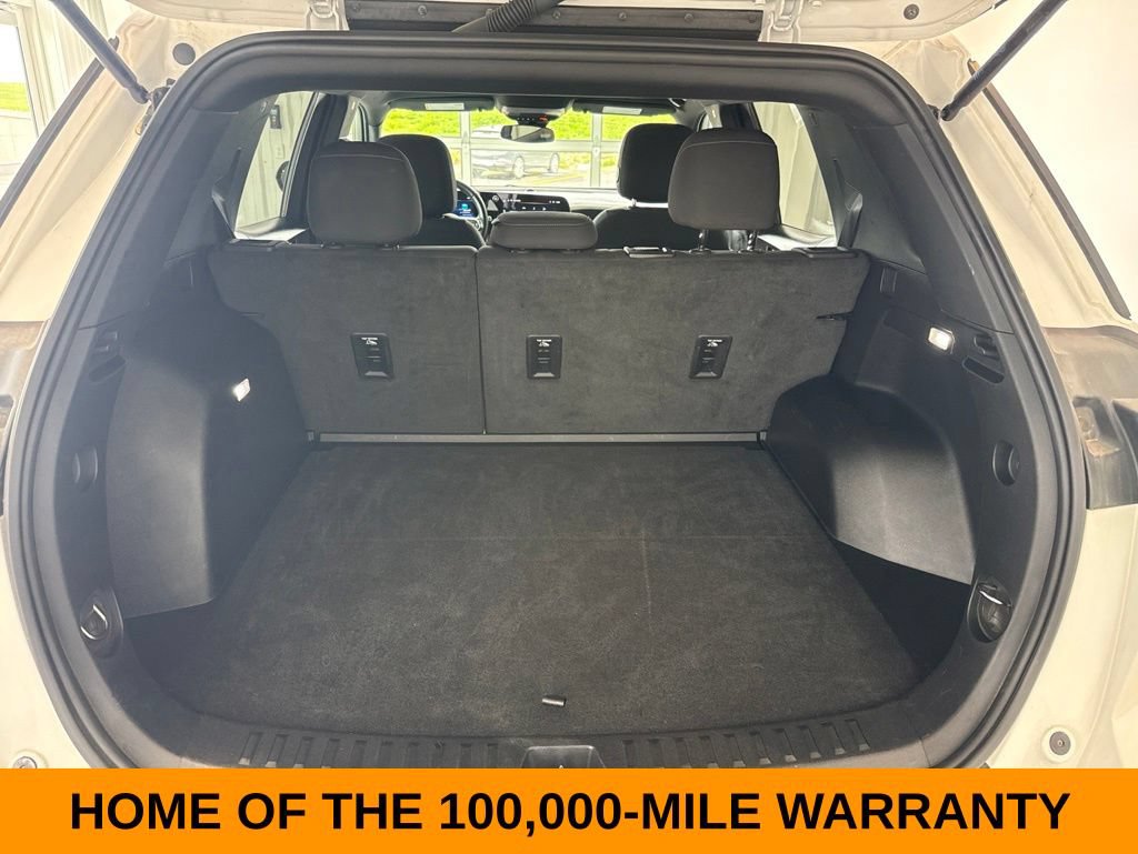 Used 2025 Chevrolet Equinox LT AWD/4WD image 14