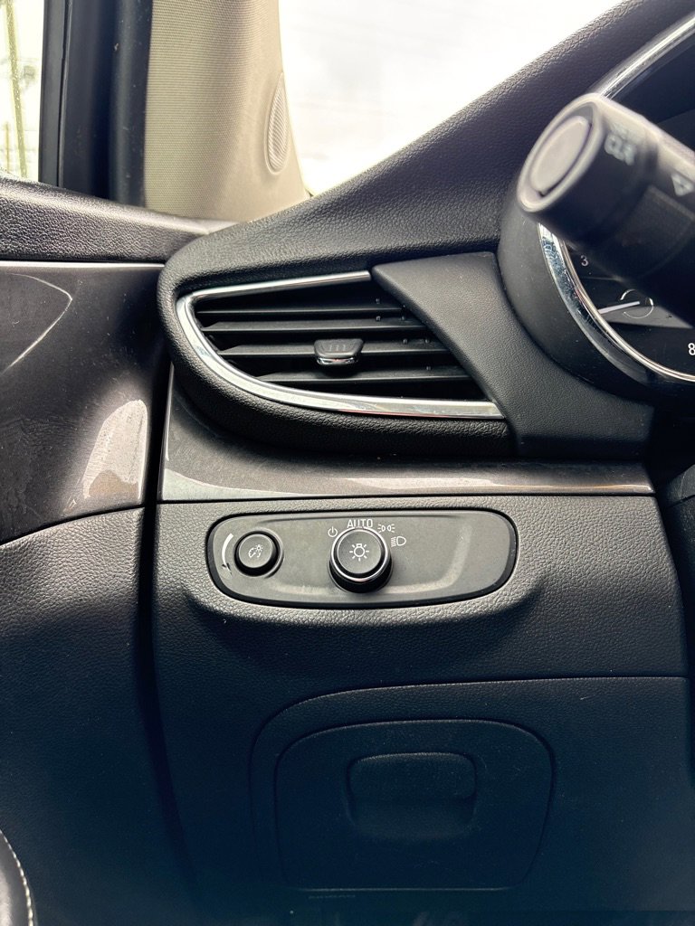 Used 2019 Buick Encore Preferred image 21