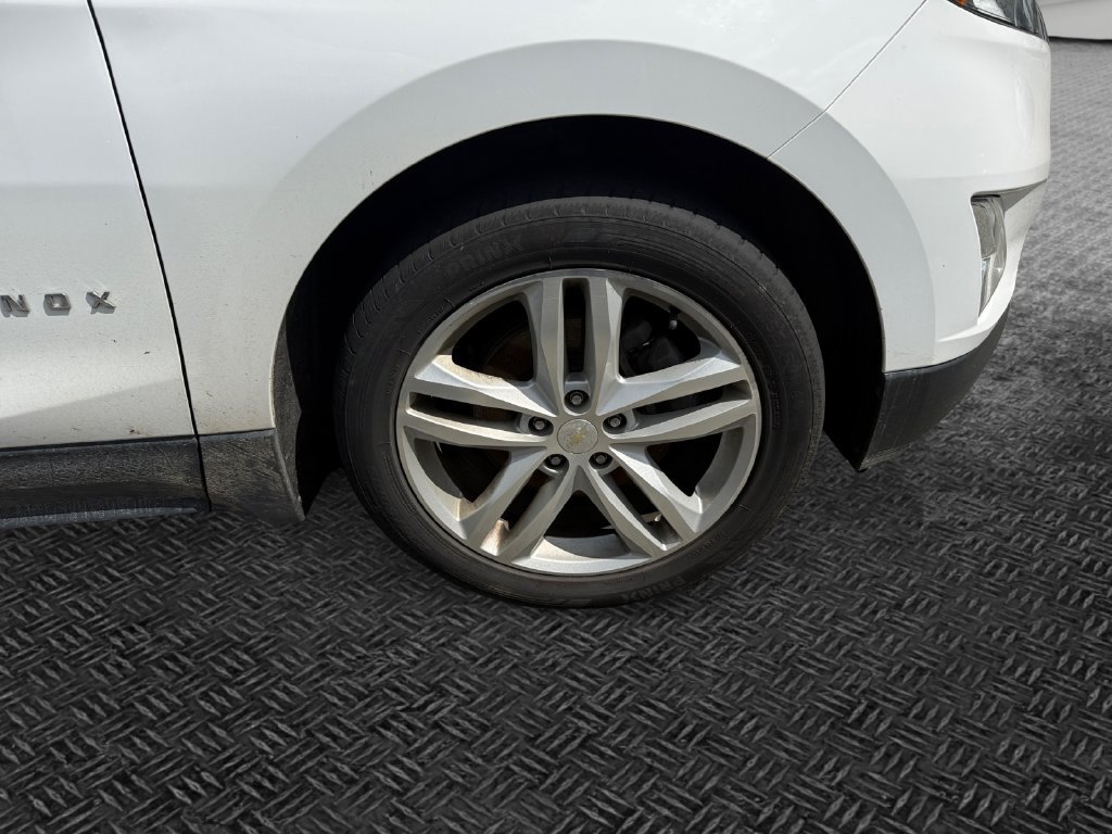 Used 2019 Chevrolet Equinox Premier AWD/4WD image 11