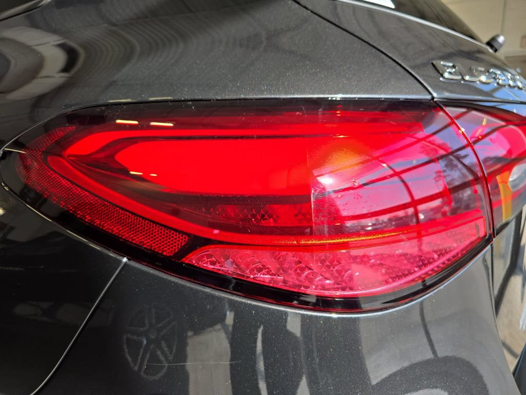 Used 2026 Mercedes-Benz GLC 300 image 37