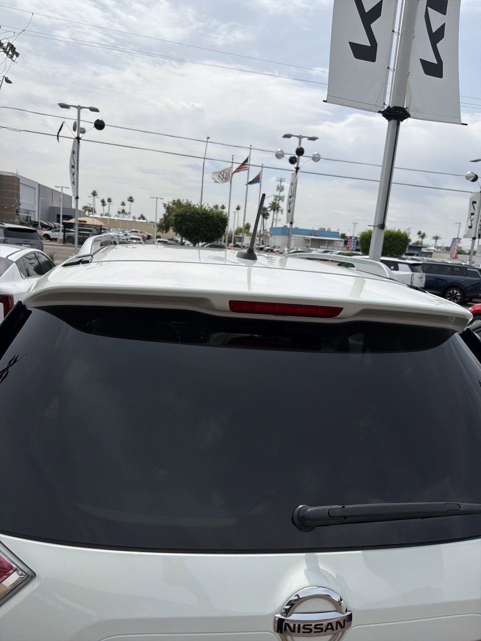 Used 2016 Nissan Rogue S w/ Appearance Package image 9