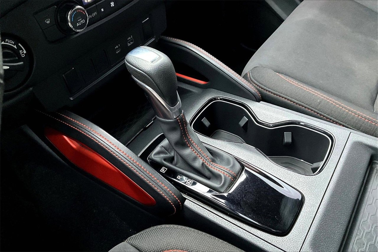 Used 2022 Nissan Frontier PRO-4X w/ Off-Road Protection Package image 29