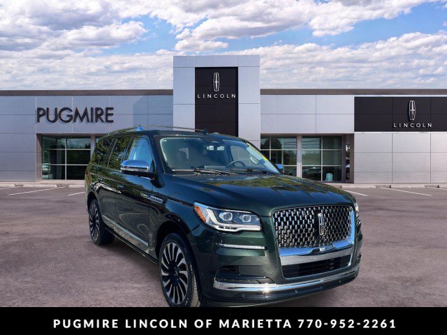 Used 2023 Lincoln Navigator Black Label AWD/4WD image 1