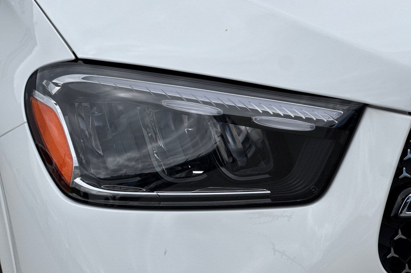 Certified 2025 Mercedes-Benz GLE 450e 4MATIC image 12