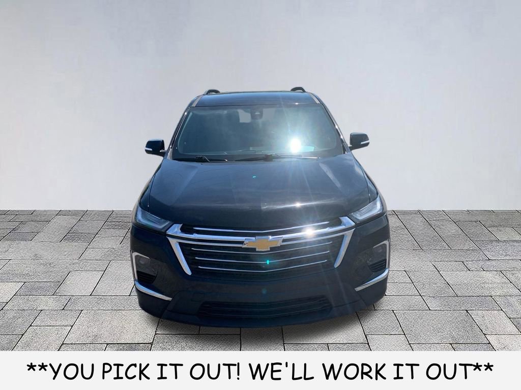 Used 2023 Chevrolet Traverse LT FWD video 2
