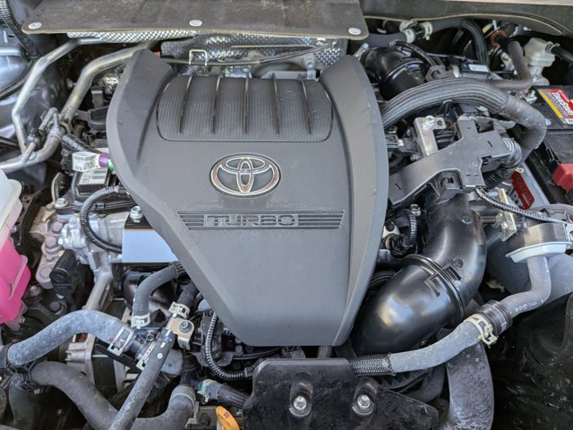 Used 2023 Toyota Highlander LE image 24