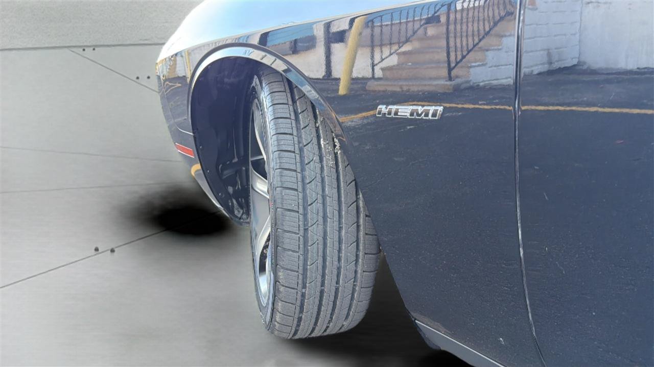Used 2016 Dodge Challenger R/T Plus RWD image 40