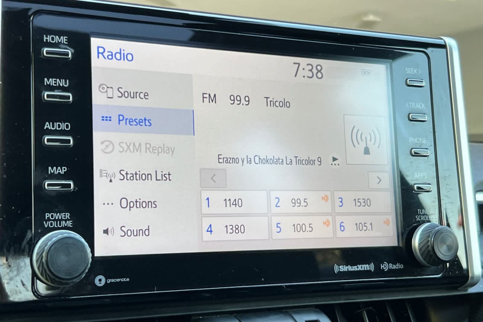 Used 2020 Toyota RAV4 XSE w/ XSE Grade Weather Package AWD/4WD image 20