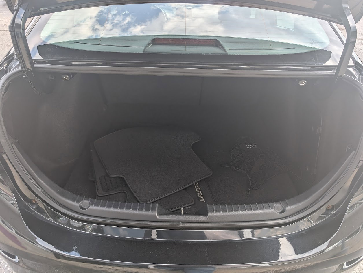 Used 2015 MAZDA MAZDA3 i Sport image 11