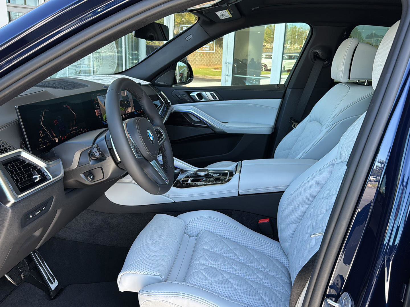 New 2026 BMW X6 xDrive40i image 8