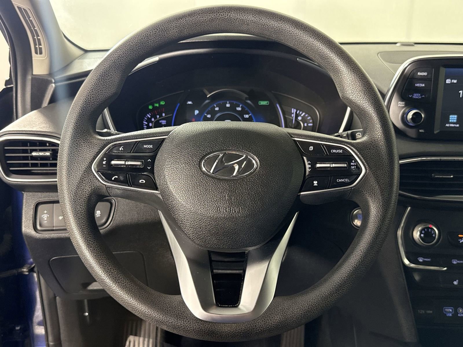 Used 2019 Hyundai Santa Fe SEL w/ Cargo Package image 18