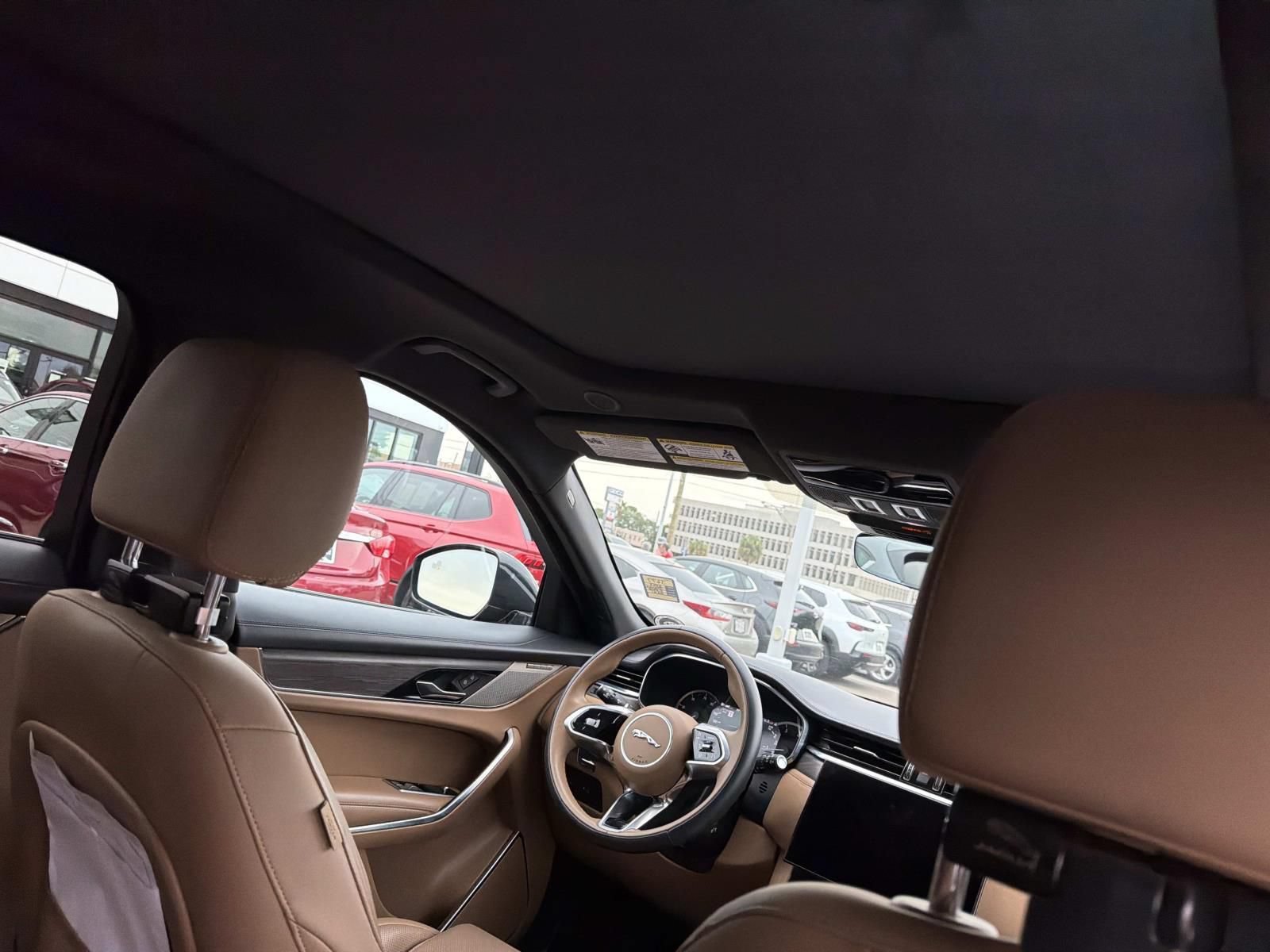 Used 2023 Jaguar F-PACE S AWD/4WD image 10